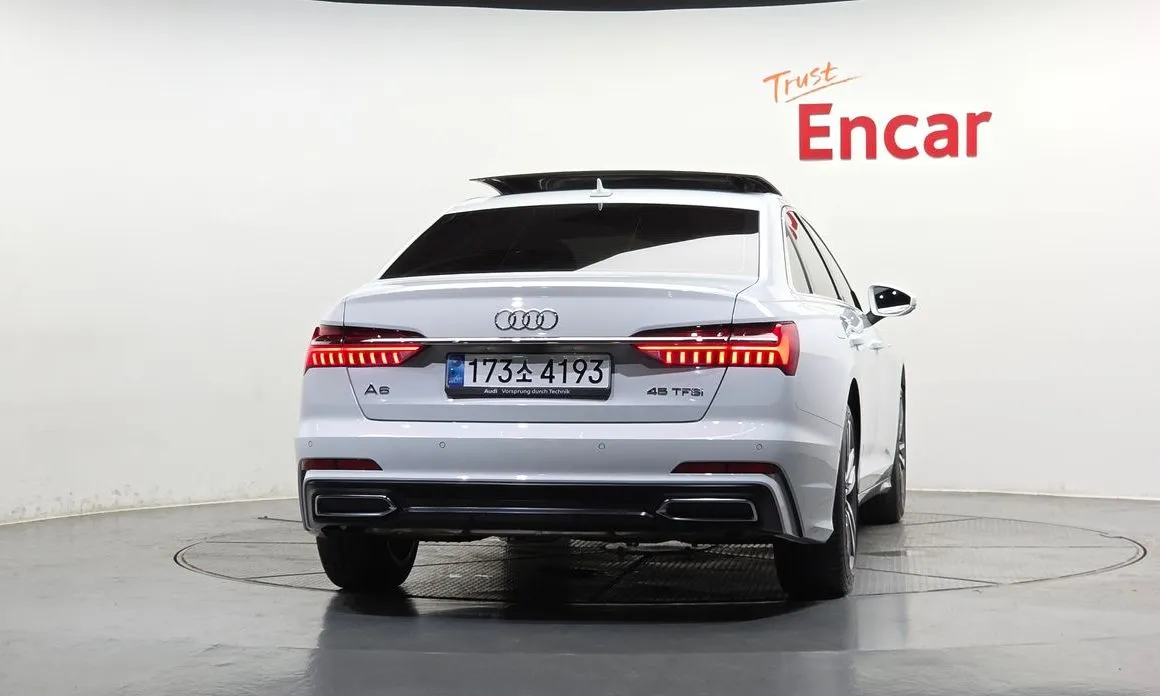 Audi A6 — фото 8
