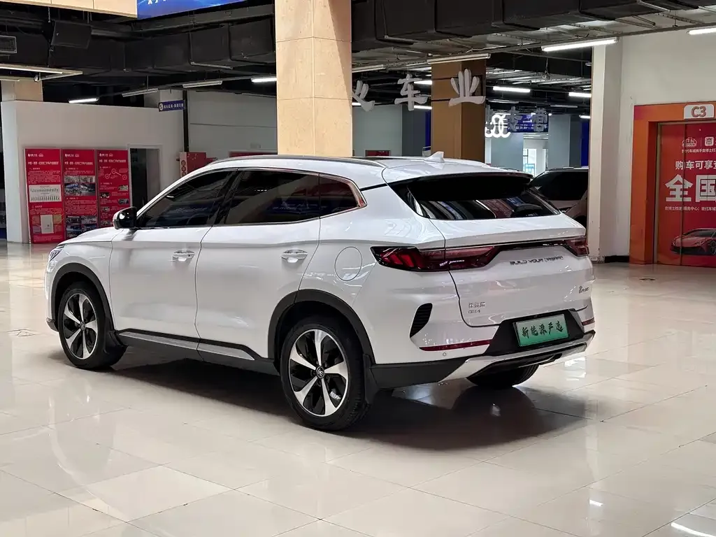 BYD PLUS New Energy — фото 7