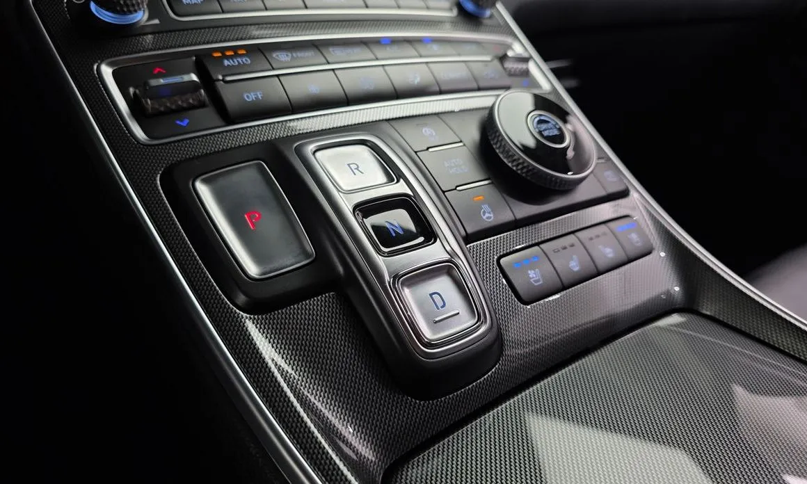 Hyundai Santafe — фото 9