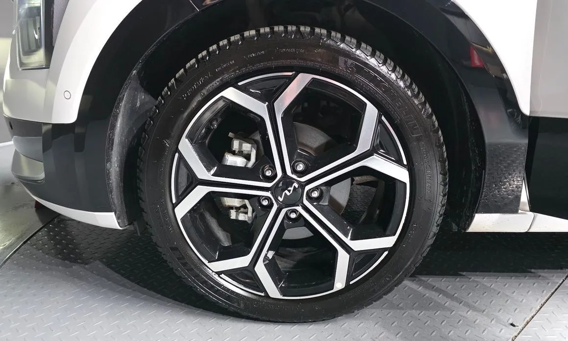 Kia Niro — фото 10