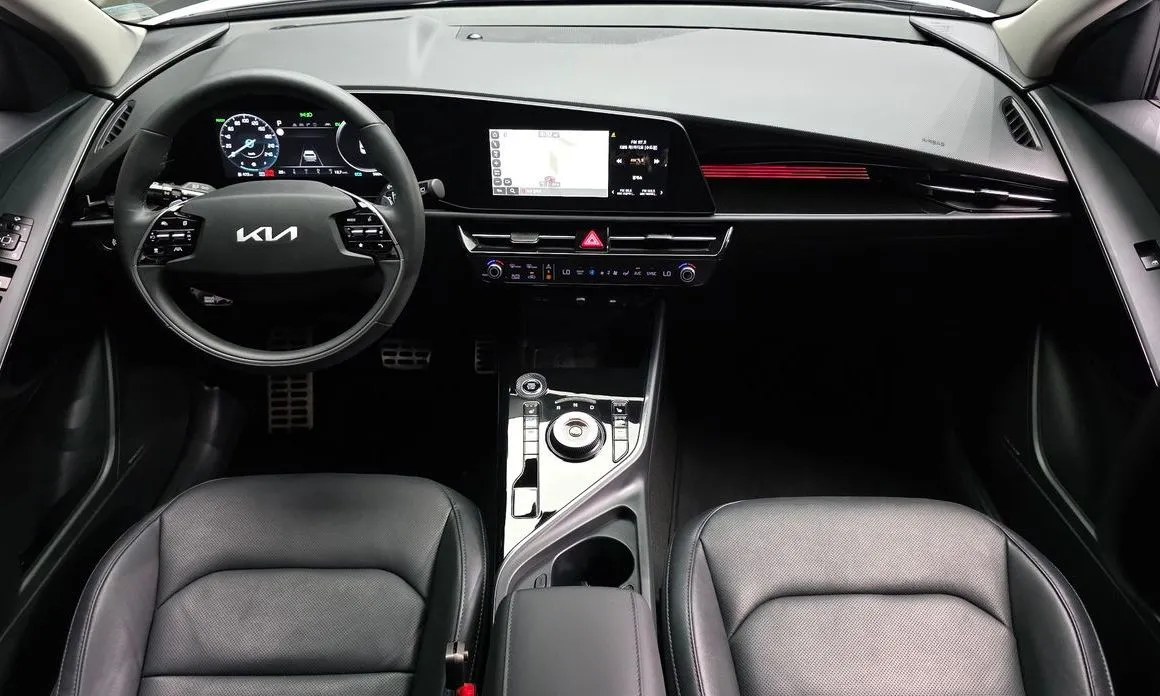 Kia Niro — фото 8