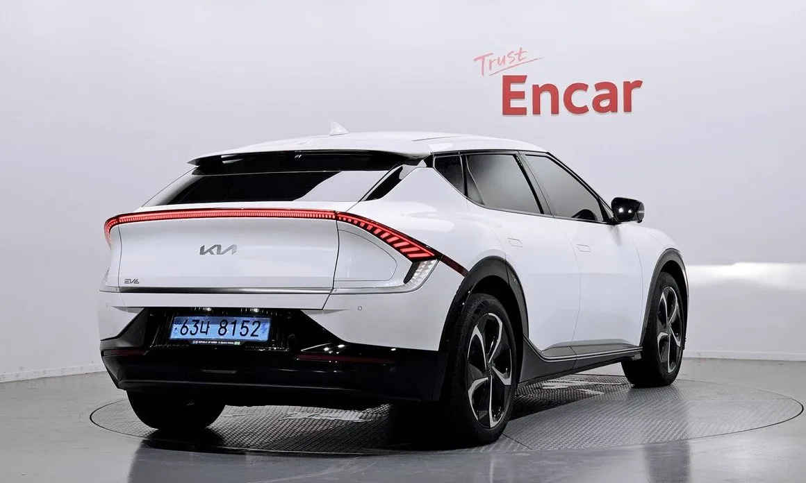 Kia EV6 — фото 6
