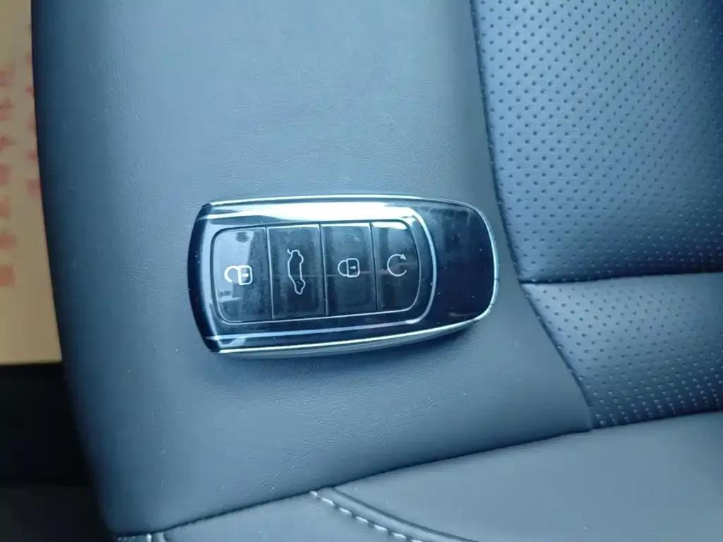 Chery Tiggo 8 PRO — фото 2