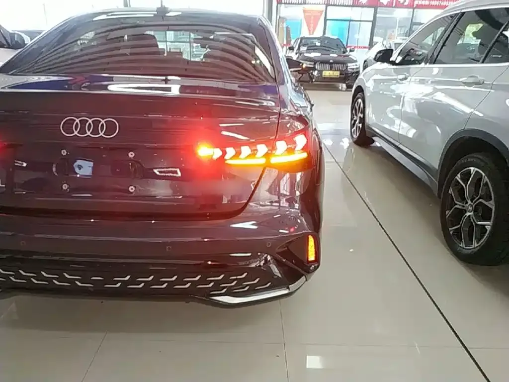 Audi A3 — фото 3