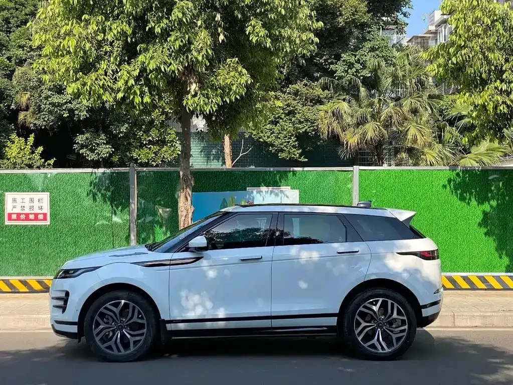 Land Rover Evoque — фото 9