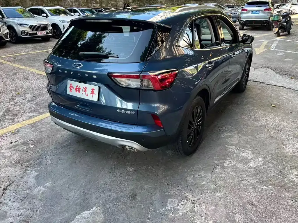 Ford Escape 2023 из CN, фото 9