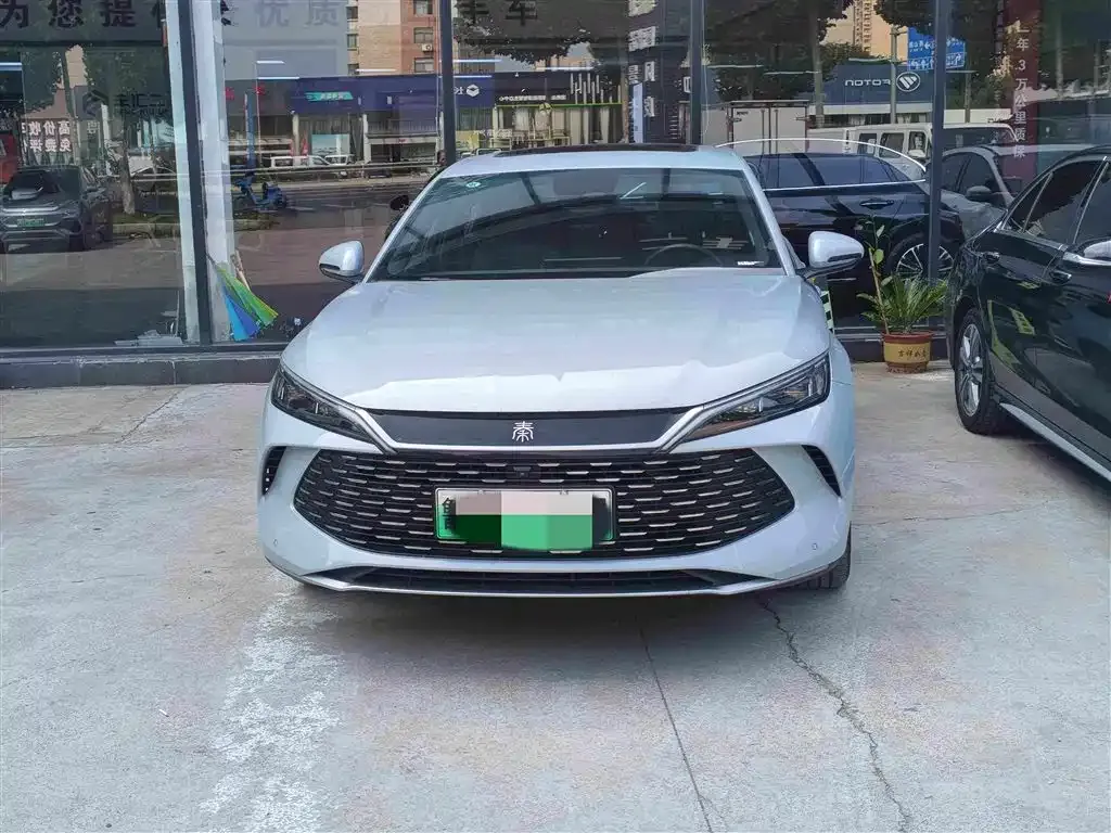 BYD Qin L — фото 9