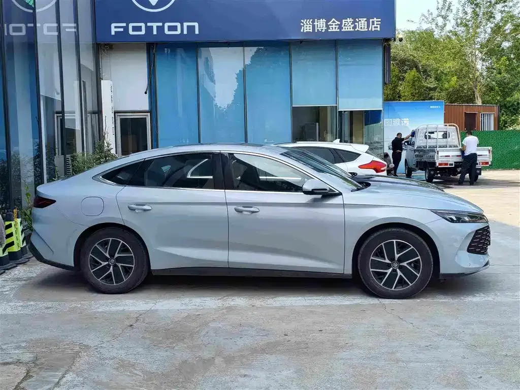 BYD Qin L — фото 8