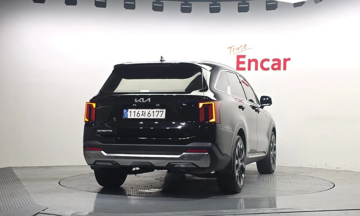 Kia Sorento — фото 4