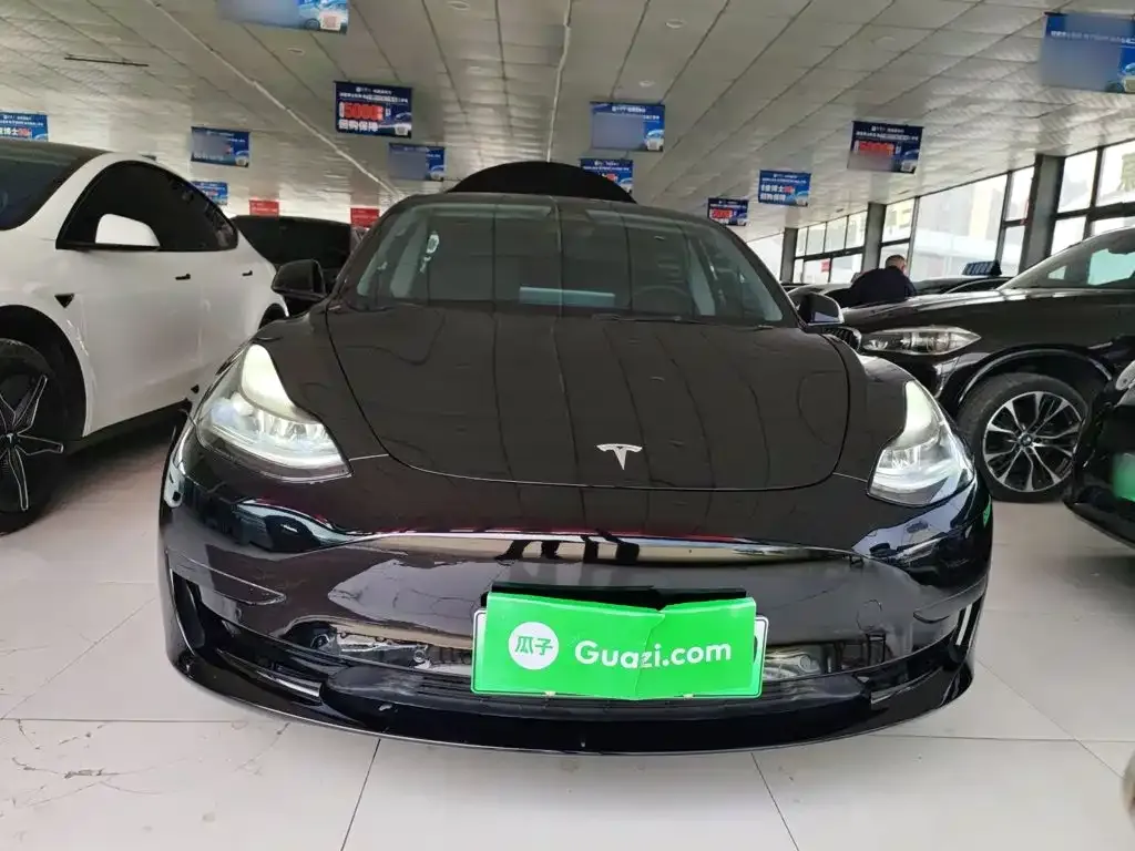 Tesla Model 3 — фото 5