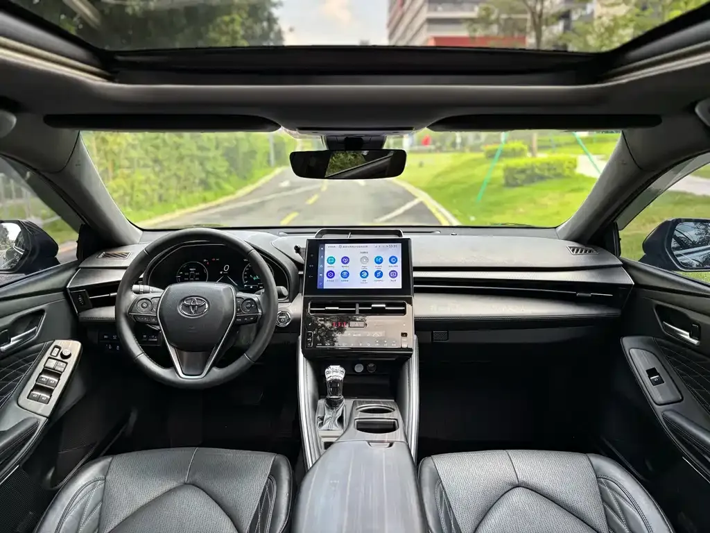 Toyota Avalon — фото 9