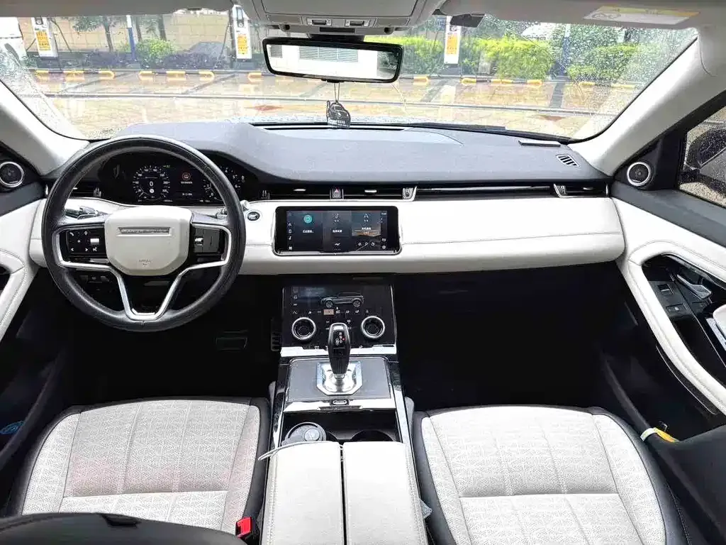 Land Rover Evoque — фото 5
