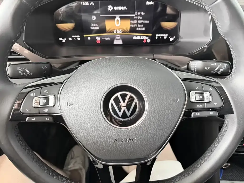 Volkswagen Tharu — фото 3