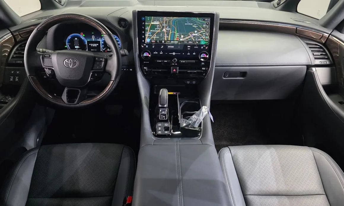 Toyota Alphard 2024 из KR, фото 8