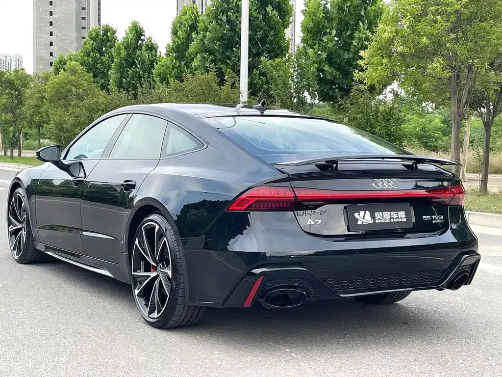 Audi A7 — фото 9