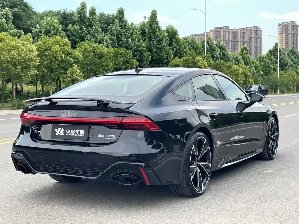 Audi A7 — фото 8