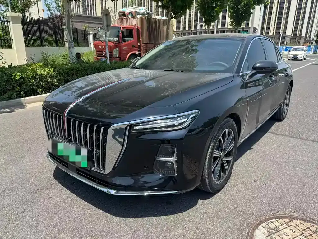 Hongqi H5 PHEV — фото 1