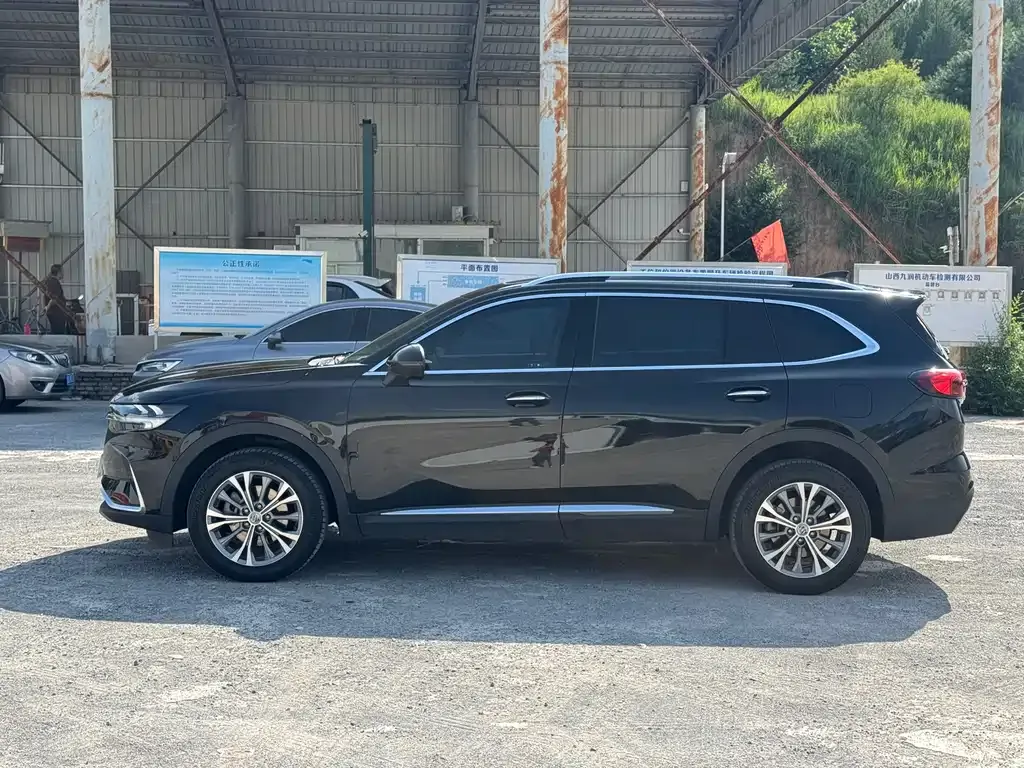 Buick Envision Plus — фото 9