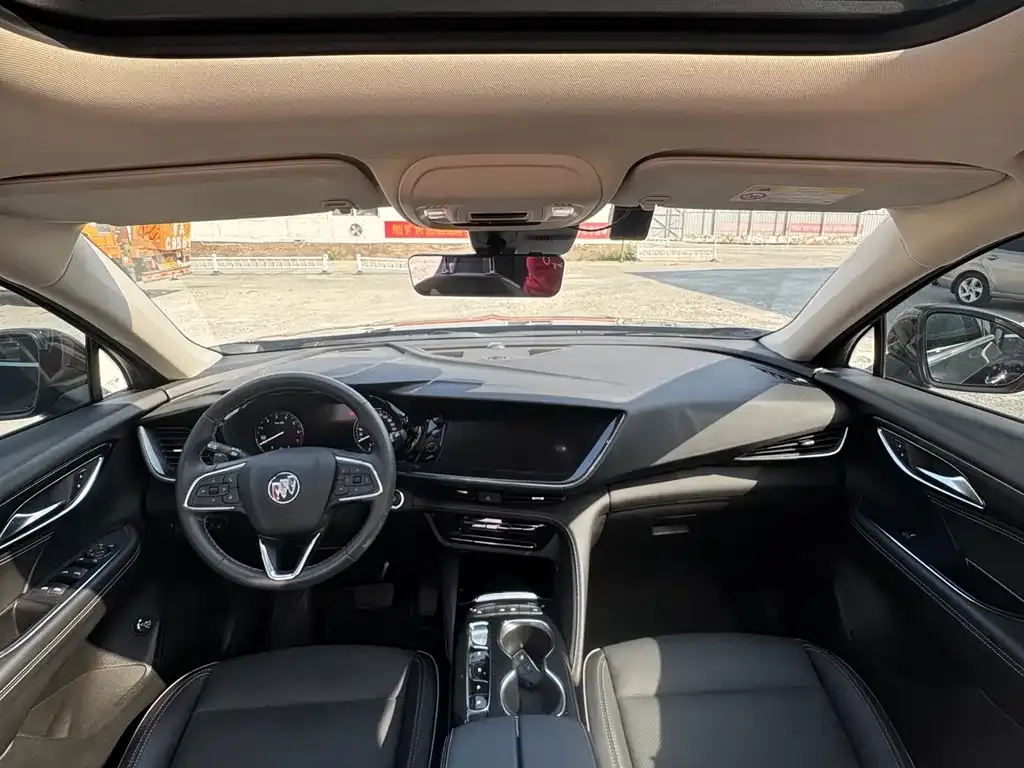 Buick Envision Plus — фото 3