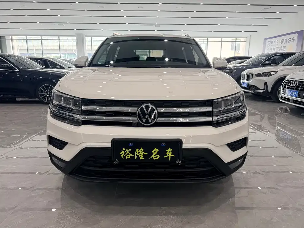 Volkswagen Tharu — фото 9
