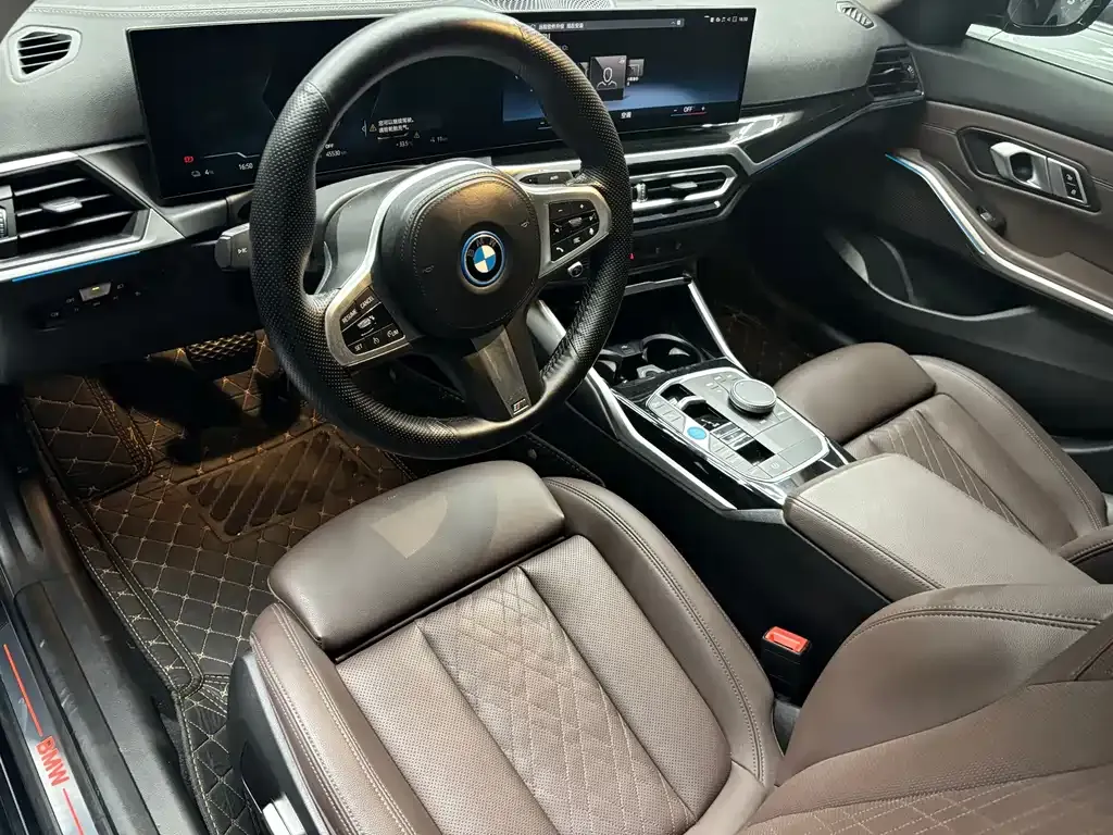 BMW i3 — фото 8