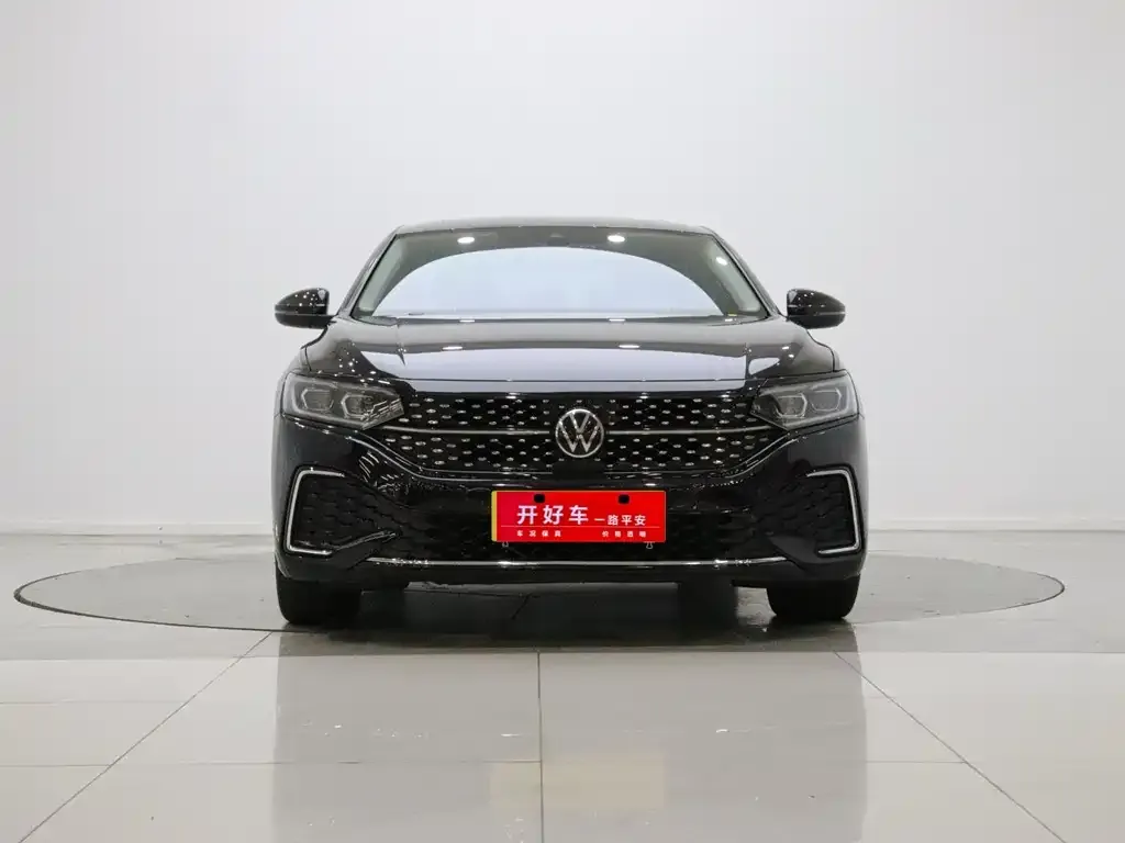 Volkswagen Passat — фото 9