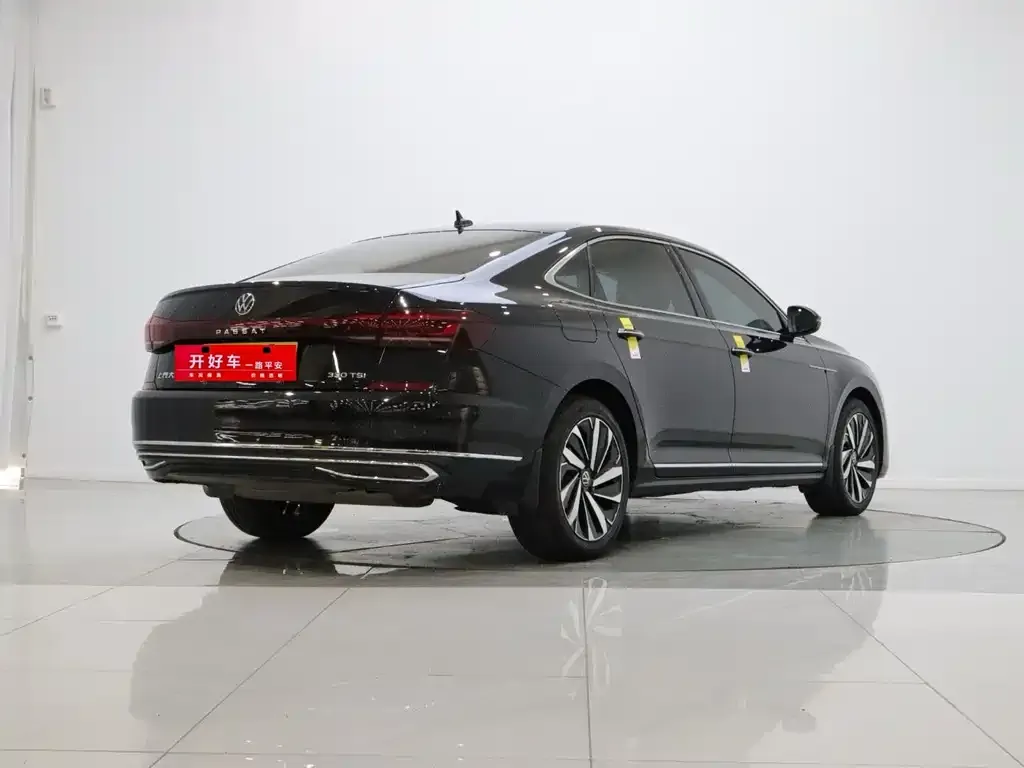 Volkswagen Passat — фото 4