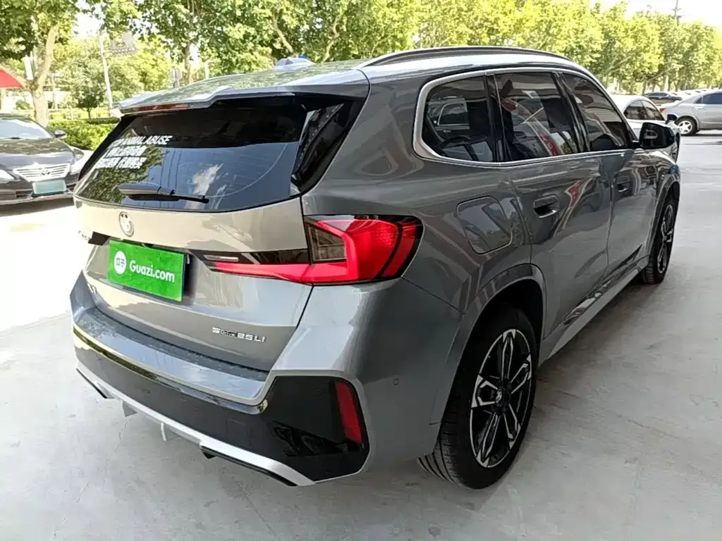 BMW X1 — фото 10