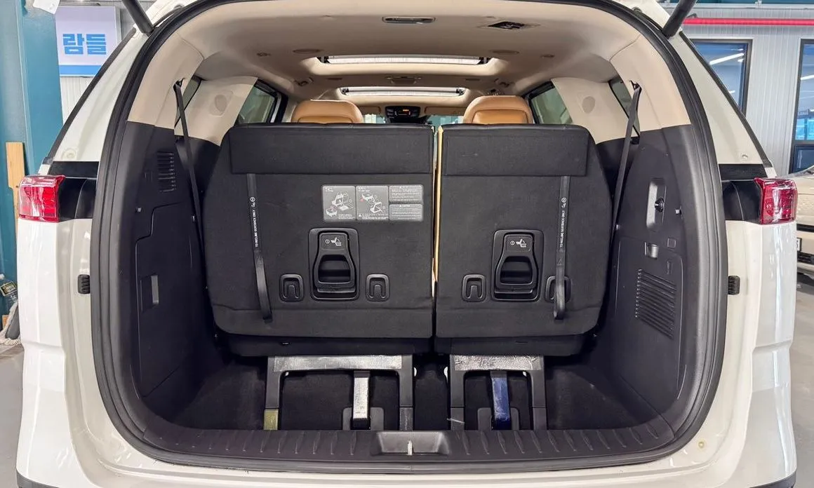 Kia Carnival — фото 2