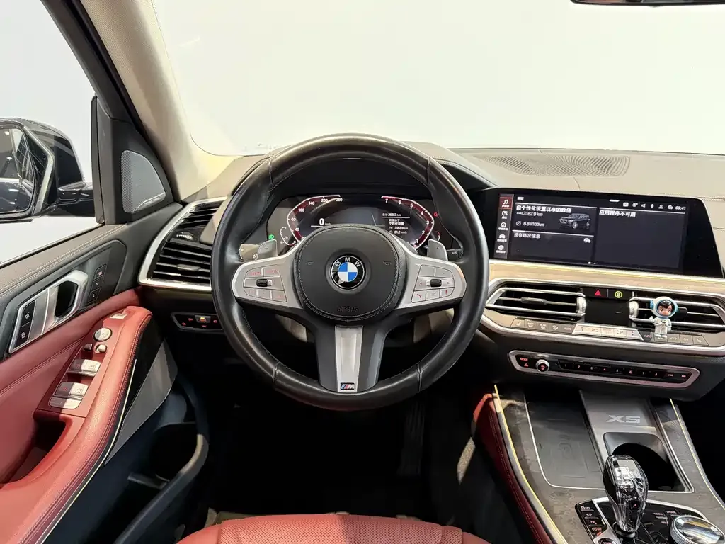BMW X5 — фото 2