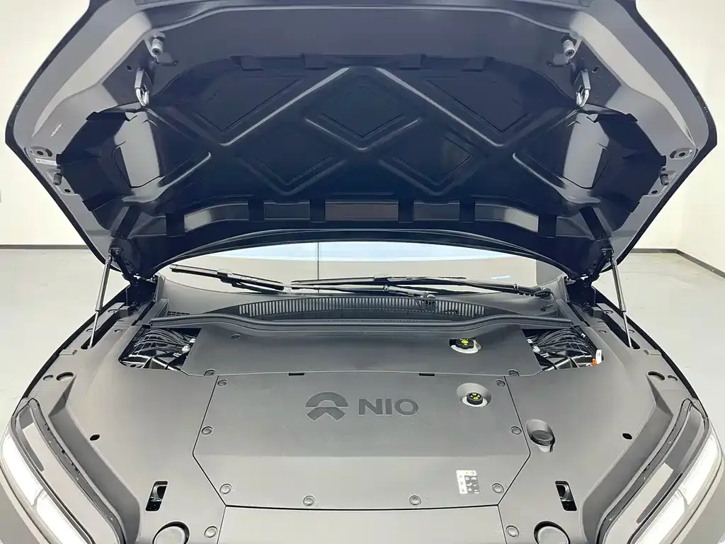 NIO ET5T — фото 7