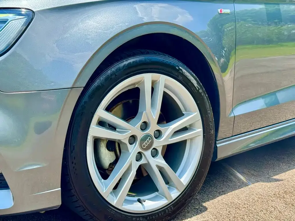 Audi A3 — фото 2