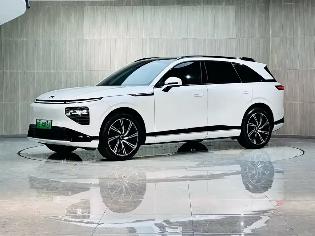 XPeng G9