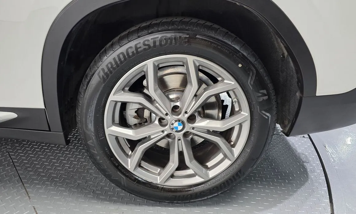 BMW X4 2021 из KR, фото 3