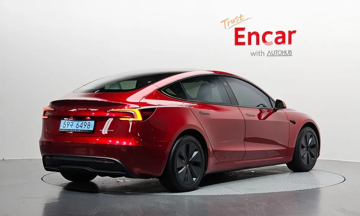 Tesla Model 3 — фото 6