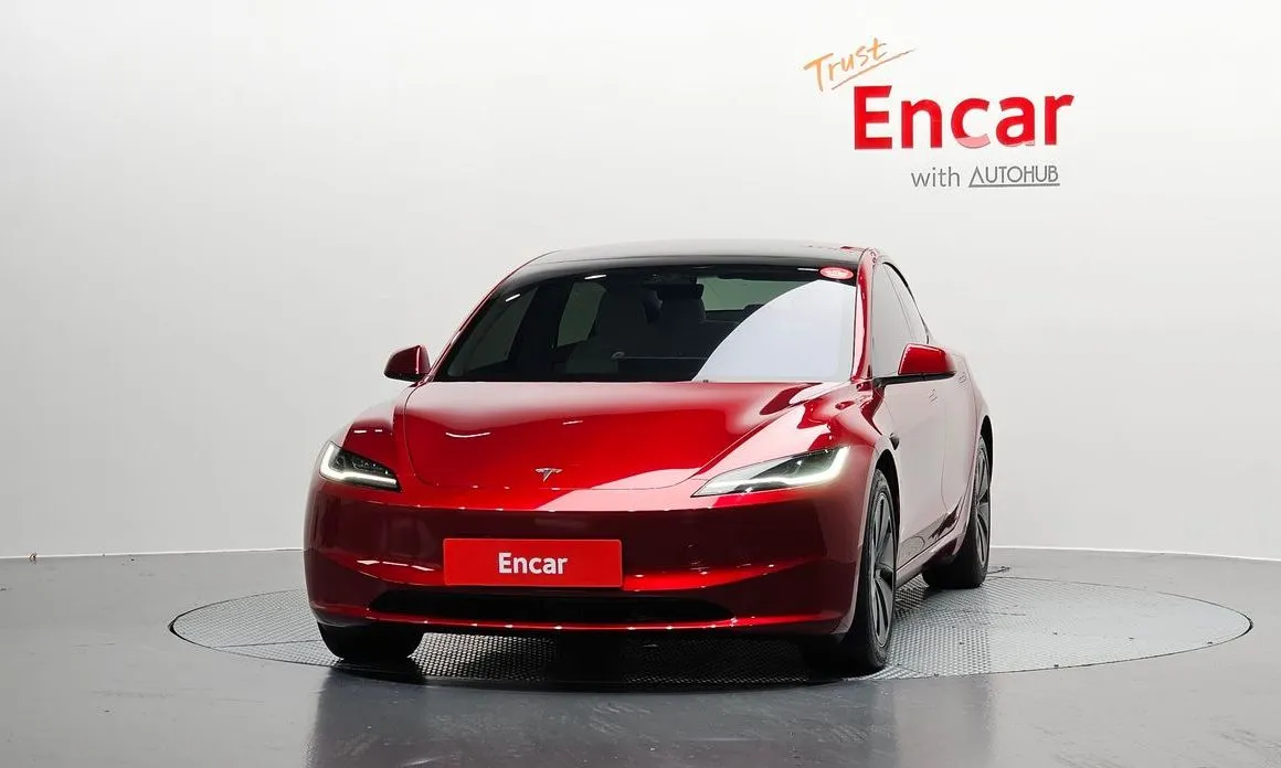 Tesla Model 3 — фото 4