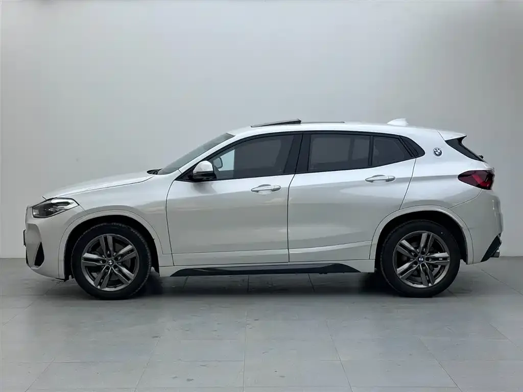 BMW X2 — фото 9