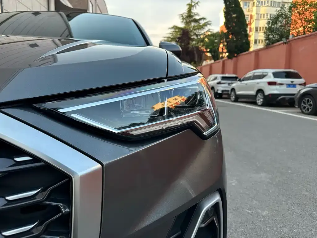 Audi Q3 Sportback — фото 6