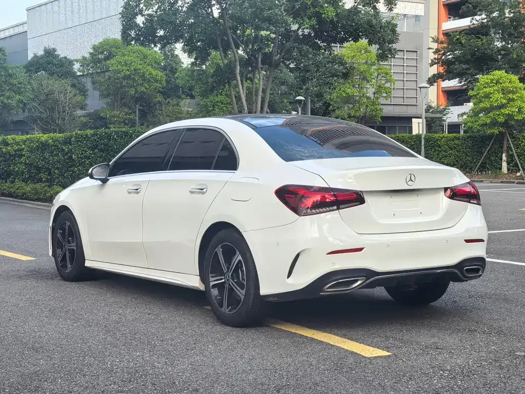 Mercedes-Benz A-Class — фото 6