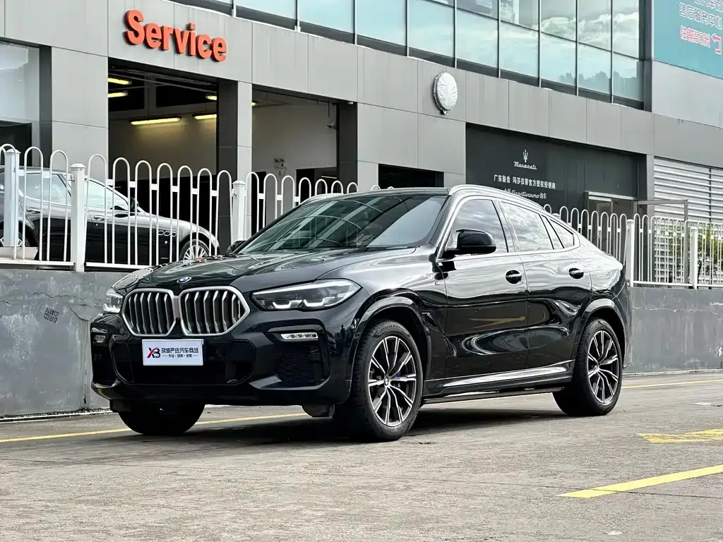 BMW X6 — фото 1