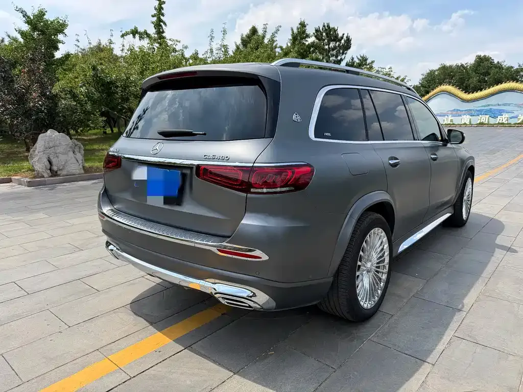 Mercedes-Benz GLS — фото 6