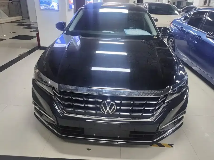 Volkswagen Passat — фото 7