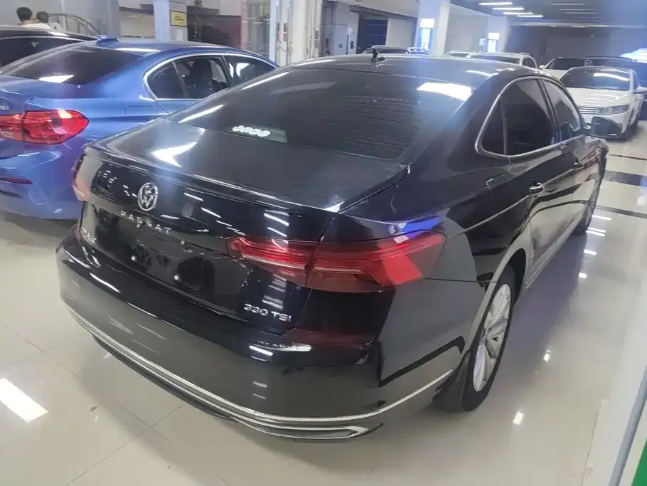 Volkswagen Passat — фото 9