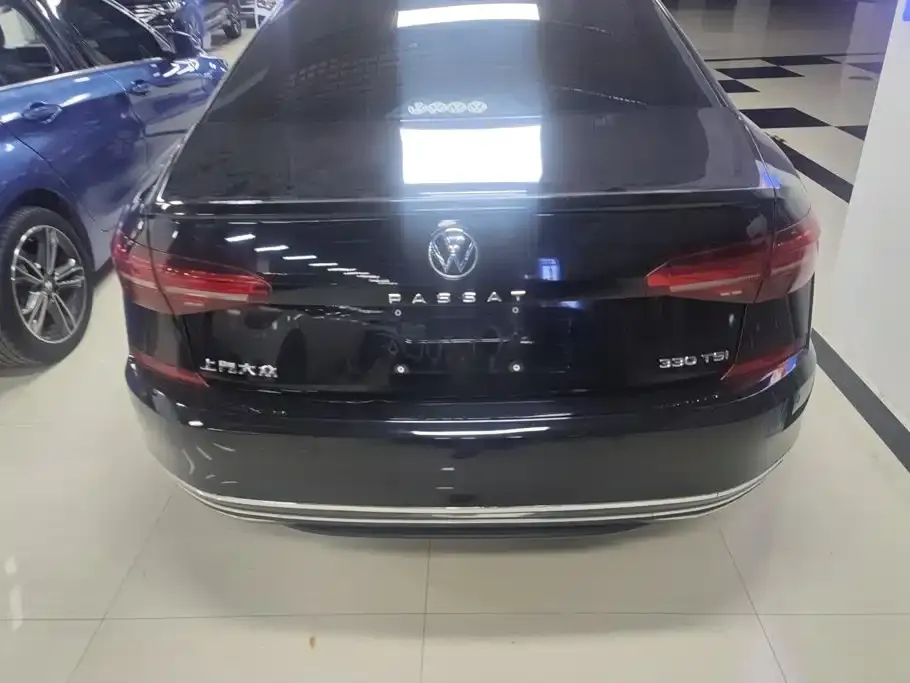 Volkswagen Passat — фото 2