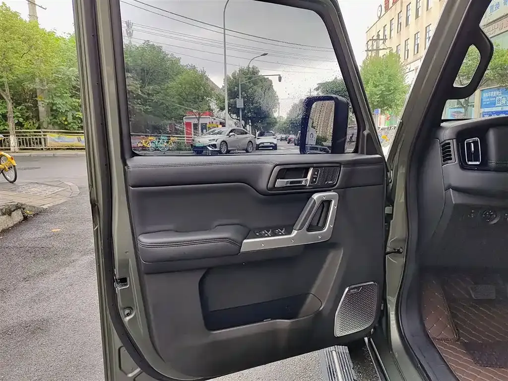 212 T01 — фото 4