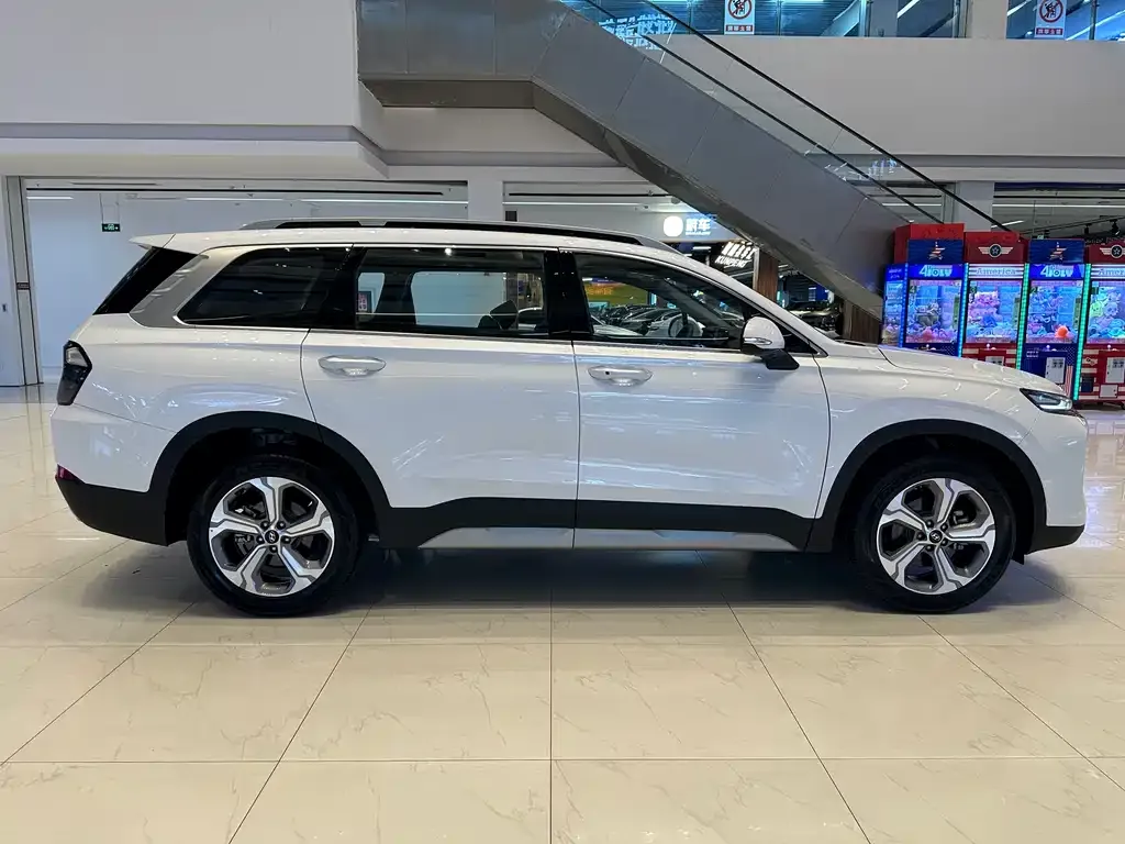 Hyundai Santa Fe — фото 8