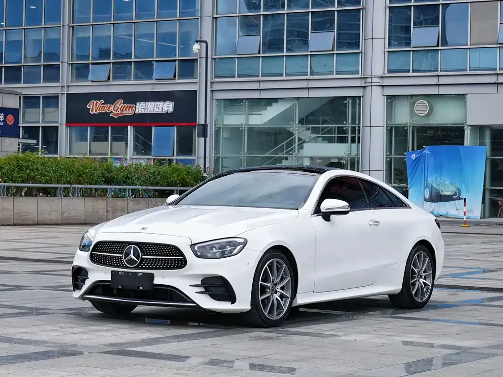 Mercedes-Benz E-Class (Import) — фото 1