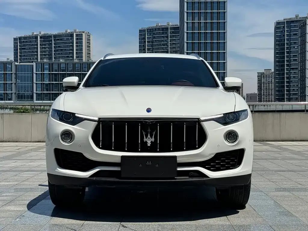 Maserati Levante — фото 9