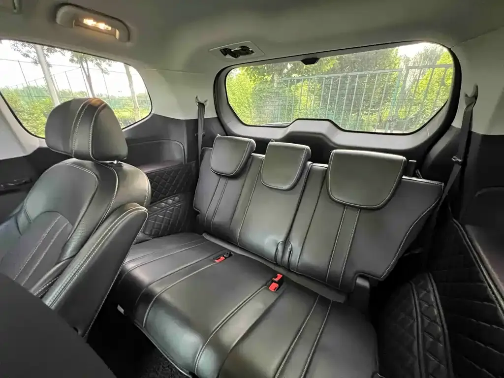 GAC Motor Trumpchi M6 — фото 3