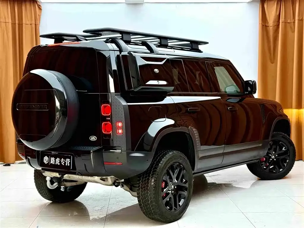 Land Rover Defender — фото 2